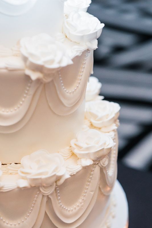 all white wedding cake from Oakmont baker