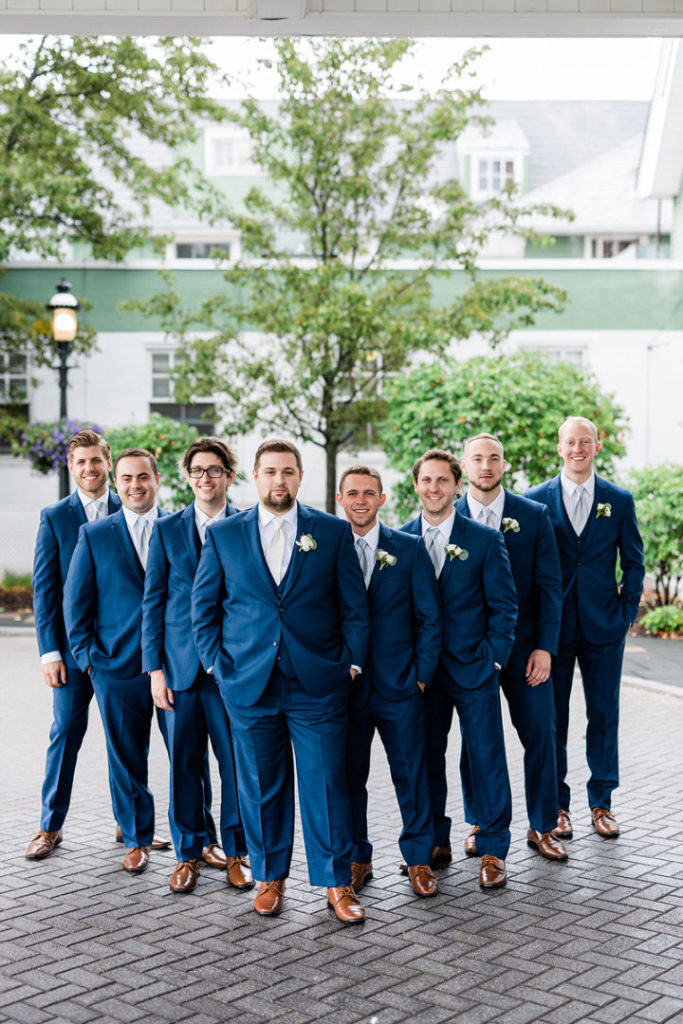 Bridal party photos on grounds of Oakmont Country Club wedding
