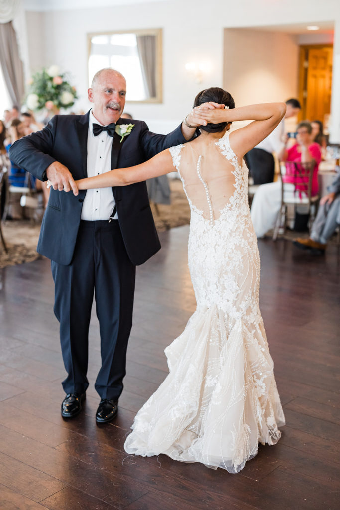 Bride and her father share a dance at Southpointe Golf Club